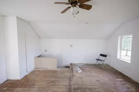 Bedroom - 2060 W 5000s Rd, Chebanse, IL 60922 photo 8 of 10