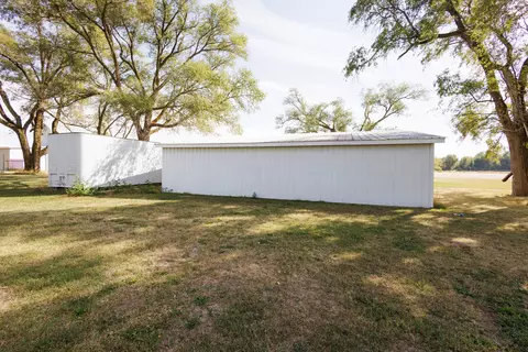 Exterior - 2060 W 5000s Rd, Chebanse, IL 60922 photo 14 of 19