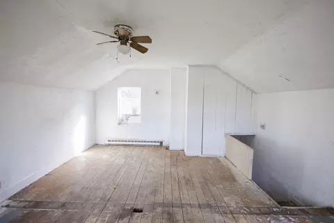 Bedroom - 2060 W 5000s Rd, Chebanse, IL 60922 photo 6 of 10