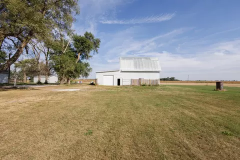 Exterior - 2060 W 5000s Rd, Chebanse, IL 60922 photo 18 of 19