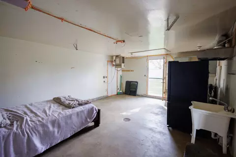 Bedroom - 2060 W 5000s Rd, Chebanse, IL 60922 photo 9 of 10