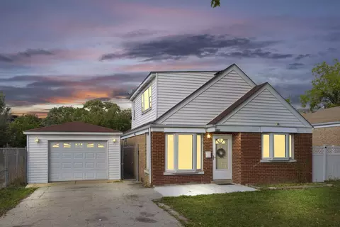 9858 Montrose Ave, Schiller Park, IL 60176