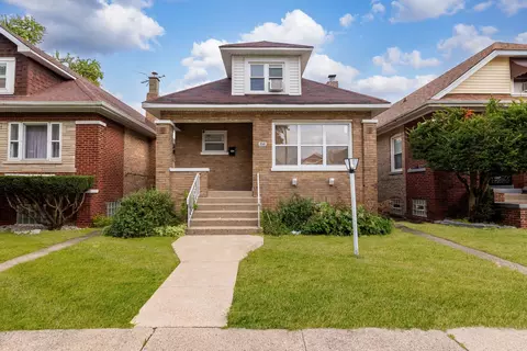 8949 S Elizabeth St, Chicago, IL 60620