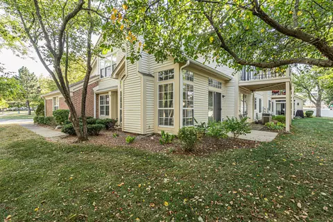 330 Ashford Cir #4, Bartlett, IL 60103 photo 21