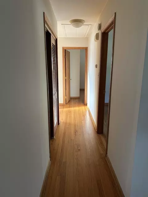 Entry Way - 404 Emmerson Ave, Itasca, IL 60143 photo 1 of 1