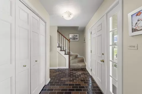 Entry Way - 1840 Glencoe St, Wheaton, IL 60187 photo 1 of 1