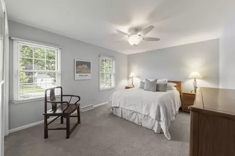 Bedroom - 1840 Glencoe St, Wheaton, IL 60187 photo 4 of 5
