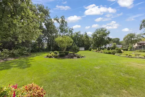 Exterior - 1840 Glencoe St, Wheaton, IL 60187 photo 4 of 6