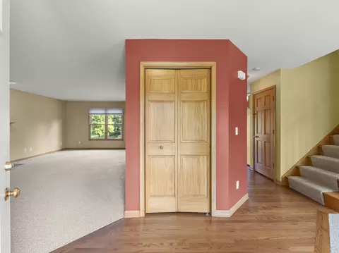Entry Way - 129 Devonshire Dr, Dekalb, IL 60115 photo 1 of 1