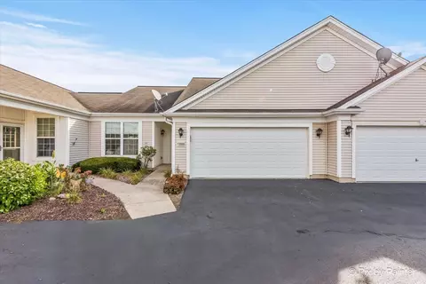 13568 Delaney Rd, Huntley, IL 60142