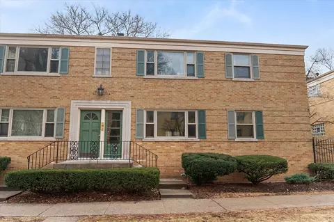1035 Randolph St #1W, Oak Park, IL 60302