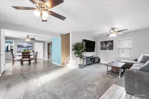 Entry Way - 17510 Johnson St, Union, IL 60180 photo 1 of 3