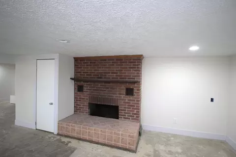 Living - 108 E Gridley Rd, Gridley, IL 61744 photo 2 of 3