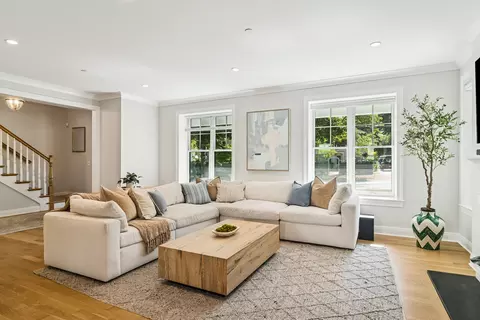 Other - 302 E Hillside Ave, Barrington, IL 60010 photo 2 of 10