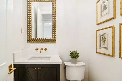 Bath - 302 E Hillside Ave, Barrington, IL 60010 photo 1 of 6