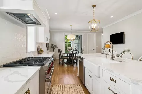 Kitchen - 302 E Hillside Ave, Barrington, IL 60010 photo 5 of 5