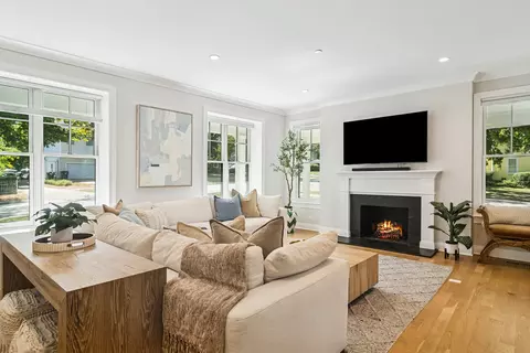 Other - 302 E Hillside Ave, Barrington, IL 60010 photo 1 of 10