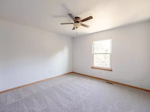 24127 Primrose Cir, Plainfield, IL 60585 photo 9
