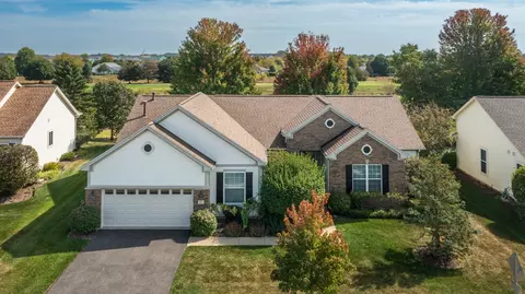 12012 Stonewater Xing, Huntley, IL 60142