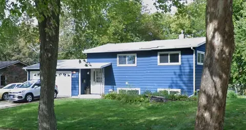 411 Gayle Ave, Dekalb, IL 60115