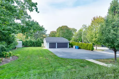 Exterior - 430 N Maple St, Itasca, IL 60143 photo 8 of 12