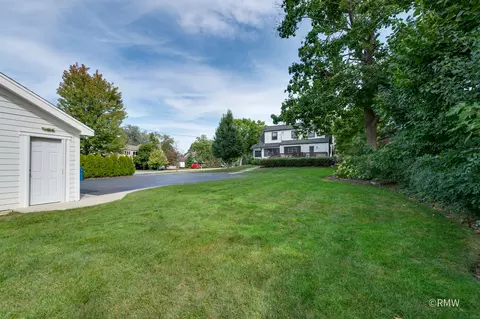 Exterior - 430 N Maple St, Itasca, IL 60143 photo 12 of 12