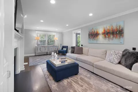 Living - 430 N Maple St, Itasca, IL 60143 photo 2 of 3