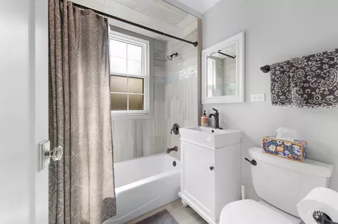 Bath - 430 N Maple St, Itasca, IL 60143 photo 1 of 4