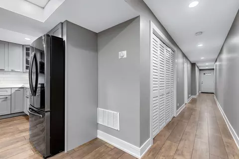 Entry Way - 443 E 45th Pl #1, Chicago, IL 60653 photo 1 of 1