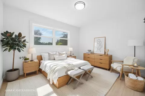 Bedroom - 706 W Pheasant Trl, Mchenry, IL 60051 photo 5 of 6