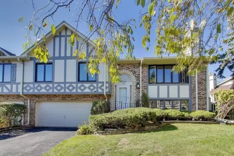 9260 Windsor Pkwy, Tinley Park, IL 60487