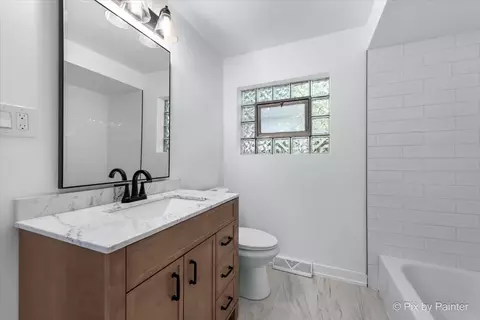 Bath - 9023 S Dobson Ave, Chicago, IL 60619 photo 1 of 2