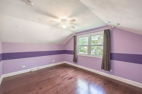 Bedroom - 1223 Ridgeway Dr, Elgin, IL 60123 photo 5 of 10