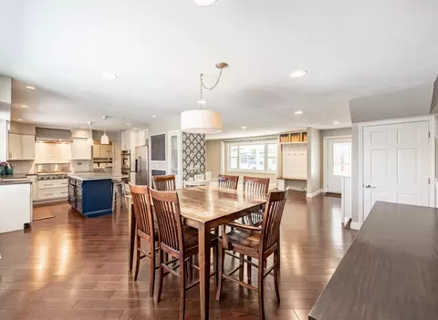 Dining - 1223 Ridgeway Dr, Elgin, IL 60123 photo 2 of 3