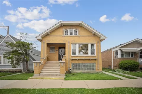 2215 Cuyler Ave, Berwyn, IL 60402