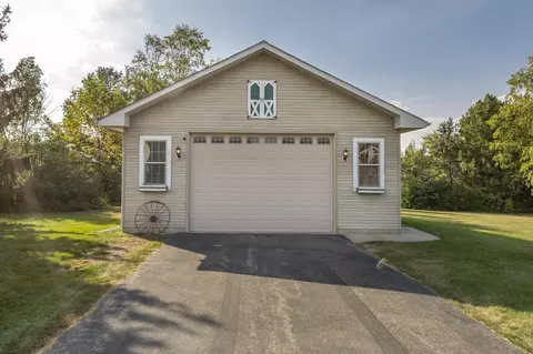 Other - 33605 E Pine Cir, Genoa, IL 60135 photo 8 of 11