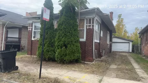 2520 E 72nd Pl, Chicago, IL 60649 photo 3
