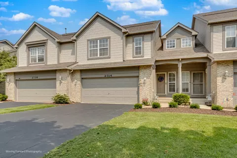 2714 Whitlock Dr, Darien, IL 60561