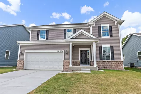 32006 Savannah Dr, Lakemoor, IL 60051