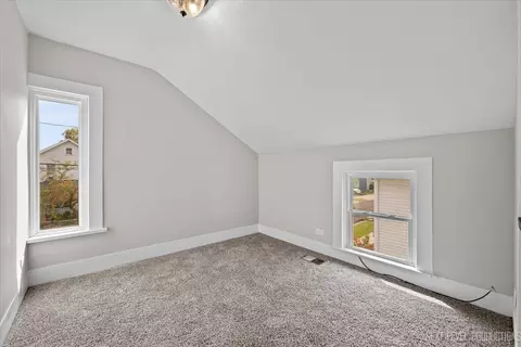 218 Forest Ave, Aurora, IL 60505 photo 18