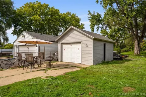 218 Forest Ave, Aurora, IL 60505 photo 23