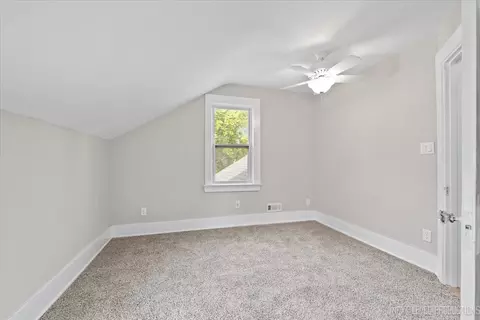 218 Forest Ave, Aurora, IL 60505 photo 21