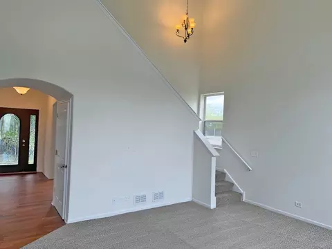 Living - 782 Cameron Dr, Antioch, IL 60002 photo 5 of 7