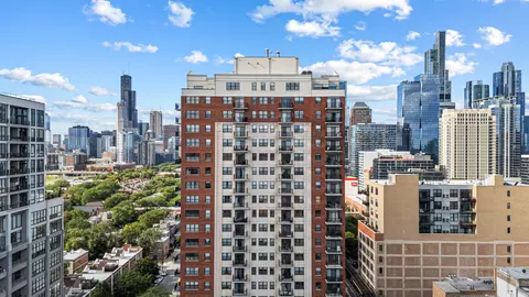 1529 S State St #18B, Chicago, IL 60605