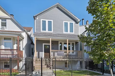 3621 N Richmond St, Chicago, IL 60618