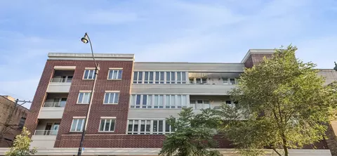 3021 W Armitage Ave #404, Chicago, IL 60647