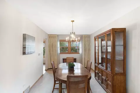 Dining - 147 Lance Dr, Des Plaines, IL 60016 photo 1 of 2