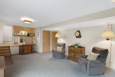 Living - 147 Lance Dr, Des Plaines, IL 60016 photo 5 of 5
