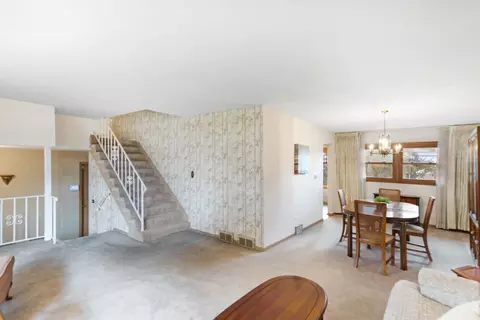 Other - 147 Lance Dr, Des Plaines, IL 60016 photo 1 of 2