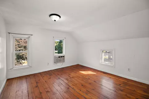 Bedroom - 1179 S 4th Ave, Kankakee, IL 60901 photo 1 of 4
